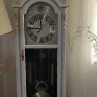 ساعت ایستاده سفید رنگ دیواری|ساعت دیواری و تزئینی|همدان, |دیوار