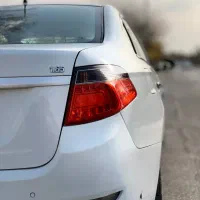 برلیانس ۳۳۰ اتومات موتوربزرگ|خودرو سواری و وانت|تهران, شکوفه (عبدل آباد)|دیوار