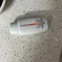 ضد آفتاب ژیناژن بی رنگ