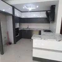 کوی-نصر-90-متر-سالن-پرده-خور
