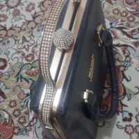 کیف مجلسی|کیف، کفش، کمربند|دورود, |دیوار