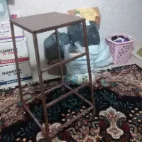 چهارپایه فلزی محکم