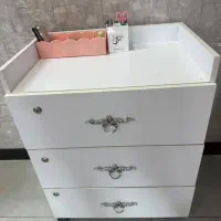 ترولی سفید