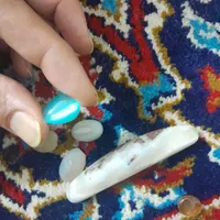 مقداری سنگ کهنه و پر خاصیت