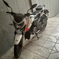 اپاچی ۲۰۰ باصفر فرقی نداره