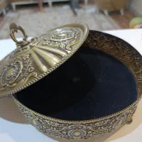 شکلات خوری سلینا|ظروف سرو و پذیرایی|رشت, معلم|دیوار