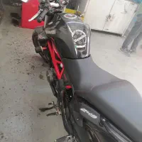 سلام عرض ادب فروش بنلی300 اصل ایتالیا مبلغ 210