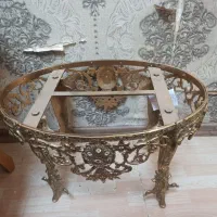 میزجلومبلی برنزی
