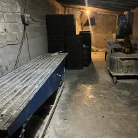 استا کار بلوک زن و کارگر ساده