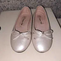 کفش دخترانه عروسکی و شلوار دخترانه مام استایل