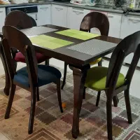 میز ناهار خوری