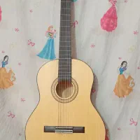 گیتار نو اصلا استفاده نشده