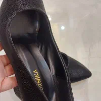 کفش مشکی|کیف، کفش، کمربند|سیاهکل, |دیوار