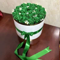 دسته گل و باکس گل روبانی