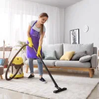 نظافتچی خانم