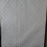 تشک دو نفره رویال در حد نو و زیر تختی
