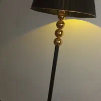 آباژور کاملا نو با چراغ زرد