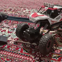 یه عدد ماشین کنترلی آفرود و یک عدد کواد کوپتر|اسباب‌‌بازی|بروجرد, |دیوار