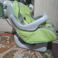 صندلی بچه سالم در حد نو|تخت و صندلی بچه|فسا, |دیوار