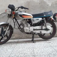 موتور سیکلت هوندا ۱۲۵ مدل ۹۵ هیلتون