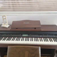 پیانو دیجیتال طرح اگوستیک