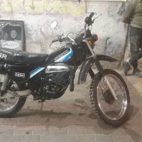 سوزوکی ۱۸۵ کراس مدارک دار