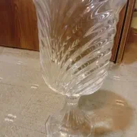 گلدان بلور پایه دار