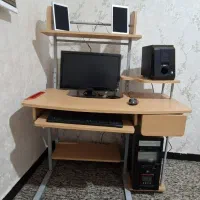 میز کامپیوتر و مطالعه