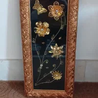 تابلوی تزئینی با گل طلایی