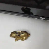 مجسمه برنجی