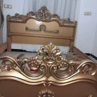 تخت خواب دونفره سلطنتی