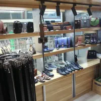 ویترین مغازه