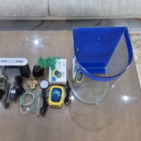 آکواریوم با تمام متعلقات