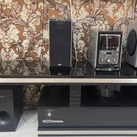 میز تلویزیون چوب برند ترک و شیشه قابل تغییرسایز|میز تلویزیون|مشهد, صیاد شیرازی|دیوار