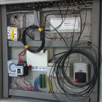 عیب یابی و تعمیرات برق و نصب و تعمیر انواع آیفون