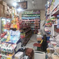 فروشنده سوپر مارکت