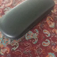 عینک گمشده همراه با جایش
