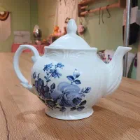 فروشگاه شهرزاد .عرضه کننده انواع ظروف بلور