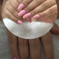 تخفیف کاشت ناخن
