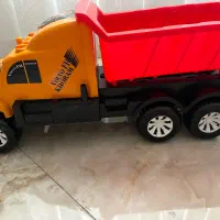 دو عدد کامیون سایز بزرگ