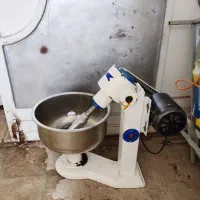 خمیرگیر ۱۵ کیلویی|کافی‌شاپ و رستوران|صدرا-فارس, فاز ۱|دیوار