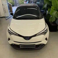 تویوتا Chr استایل سلکشن2018سفید رنگ(فروش فوری)