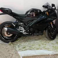 یاماها R15