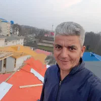 نجاری وحلب زدن با ۲۳ سال تجربه کاری