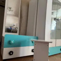 سرویس تختخواب و کمد و آینه دراور کودک ونوجوان سالم|تخت و صندلی بچه|مشهد, رضاشهر|دیوار