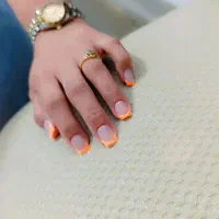 کاشت ناخن رایگان
