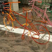 استخدام کارگر خانوم-کارگاه نقاشی