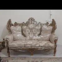 مبل سلطنتی همراه میز وعسلی وکاور۷ نفره|مبلمان خانگی و میز عسلی|نجف‌آباد, کشاورز|دیوار