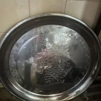 سینی گرده بزرگ و سینی زیر سماور و میوه خوری باهم|ظروف سرو و پذیرایی|تهران, شهرک دانشگاه|دیوار