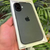 iPhone 16 normal 128 gigدوسیم کارت باطری ۹۰ درصد